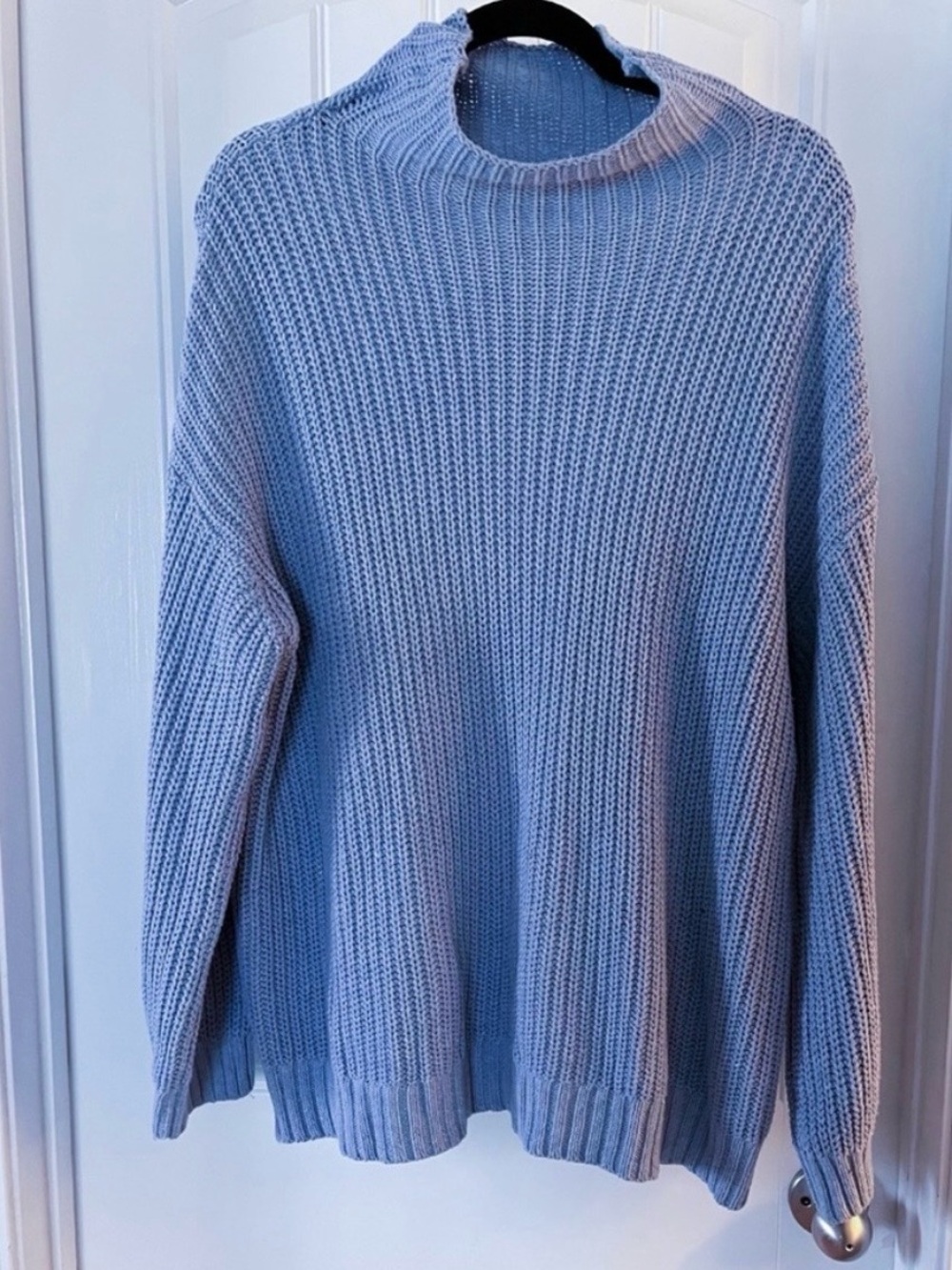 American Eagle Outfitters Light Blue Turtleneck Sweater Size XS oversized